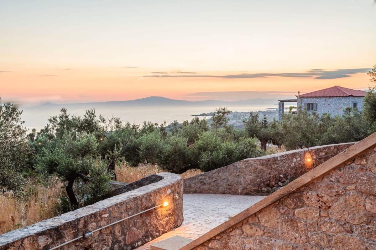 Lévktron Mani Panoramic Seaviews - Luxury Summer Haven מראה חיצוני תמונה